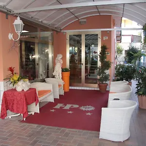 peonia.riccione-hotels.org/