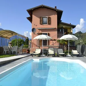 Casa Palazzina Apartment Malcesine